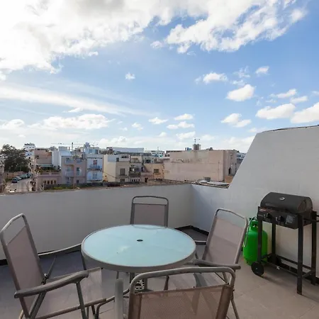 83/3-Lovely 1 Bedroom Penthouse Birkirkara Exterior photo