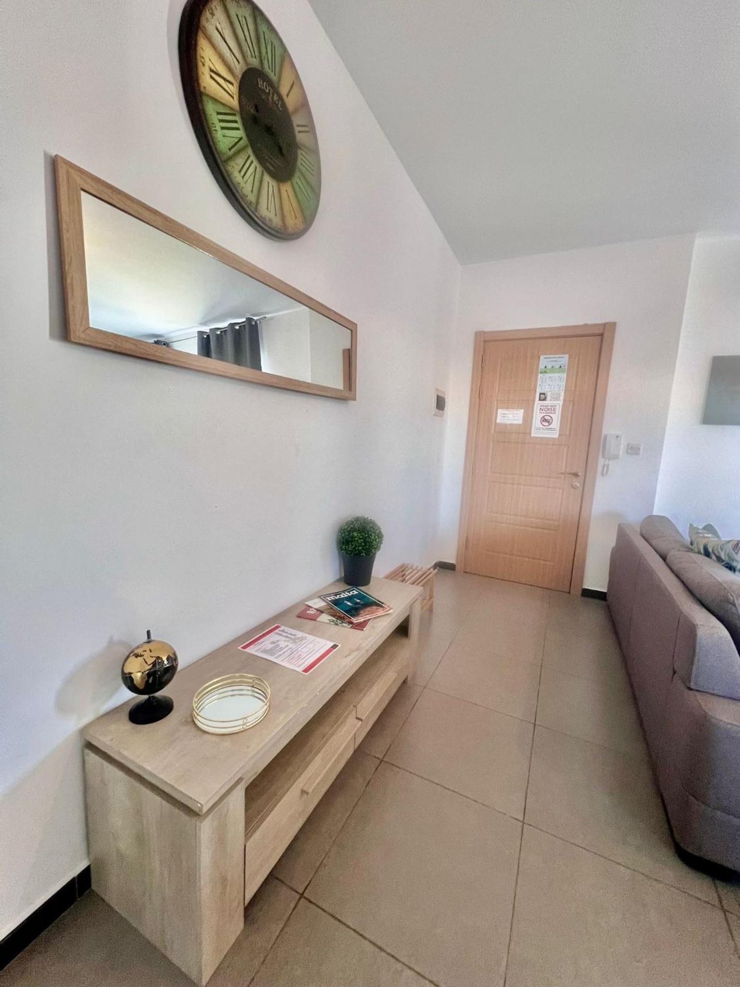 83/3-lovely 1 Bedroom Penthouse * Birkirkara