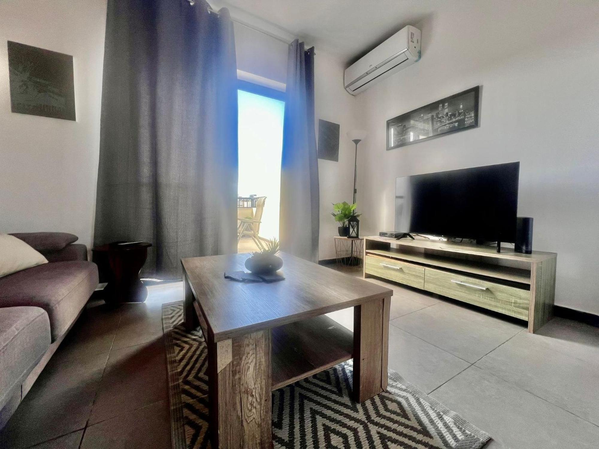 83/3-lovely 1 Bedroom Penthouse * Birkirkara